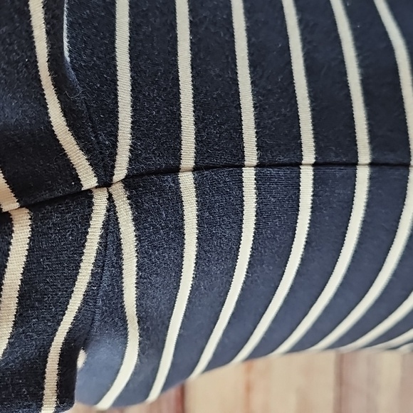 NEW NAUTICA BLUE AND WHITE STRIPED 3/4 CUFF SLEEVE PULLOVER TEE - Picture 7 of 12